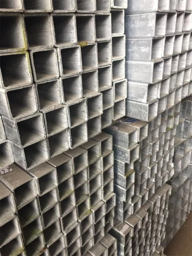 低合金 Q355B 新邱新邱新邱镀锌无缝方管 工程专用无缝新邱新邱新邱镀锌方管 低合金 Q355B 新邱新邱新邱镀锌无缝方管 工程专用无缝新邱新邱新邱镀锌方管